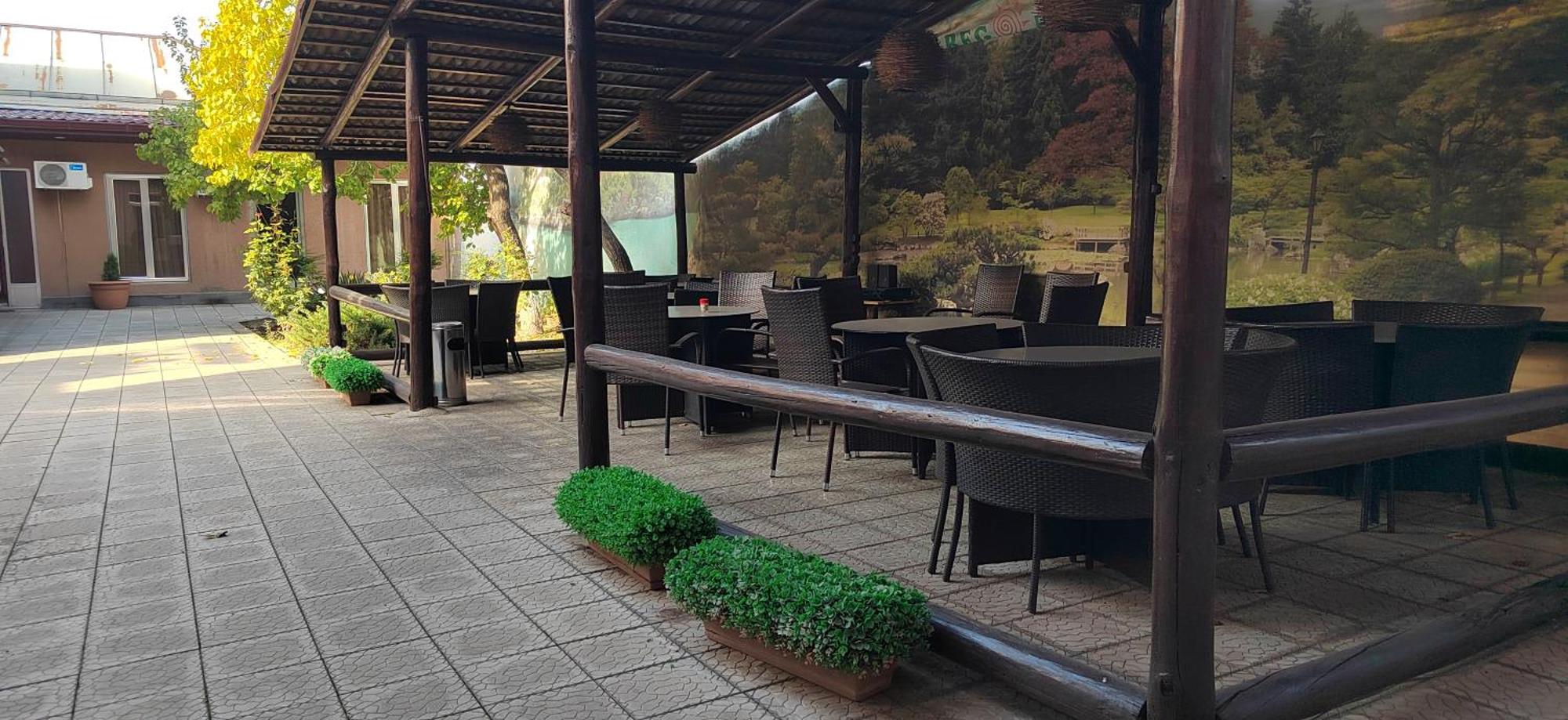 Areg Hotel Erévan Extérieur photo