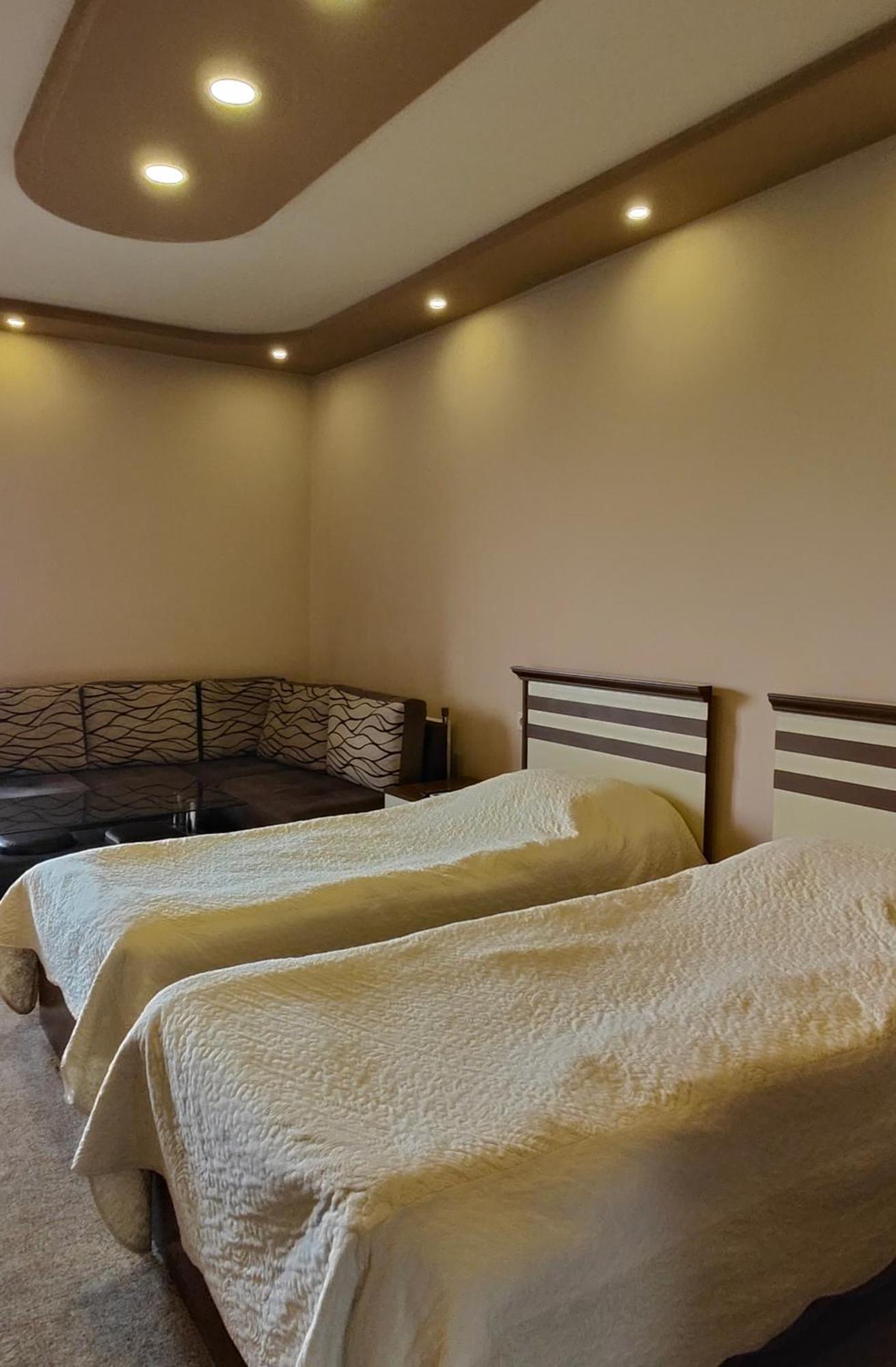 Areg Hotel Erévan Extérieur photo